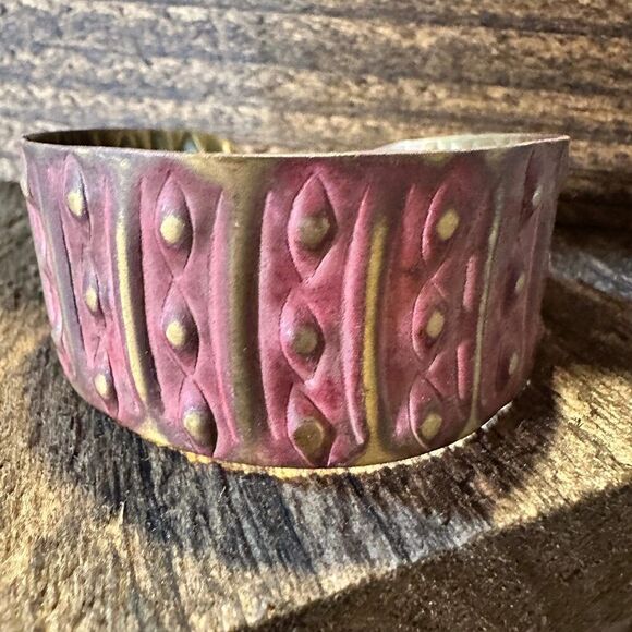 Handcrafted Artesian Boho Brass Patina Bracelet, Warm Red Dots & Lines, Adjusta - Picture 1 of 6